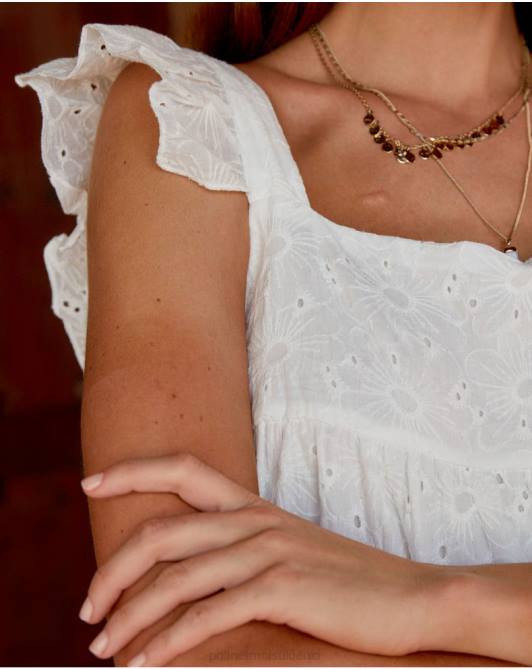 Sukienka z haftem Cassandra białyPolin et moi odzież 0TTF121