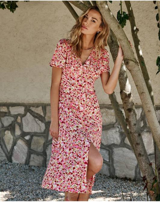 dowolną sukienkę na guziki malinaPolin et moi odzież 0TTF127